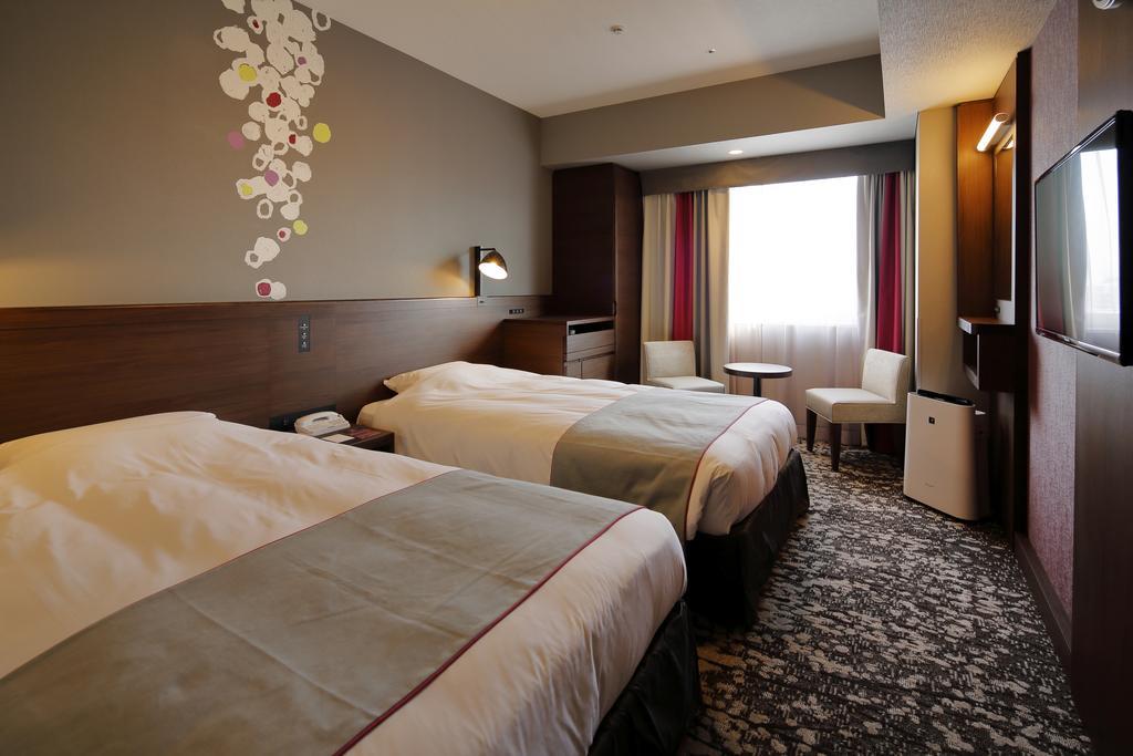 Hotel Monte Hermana Fukuoka Fukuoka  Bagian luar foto